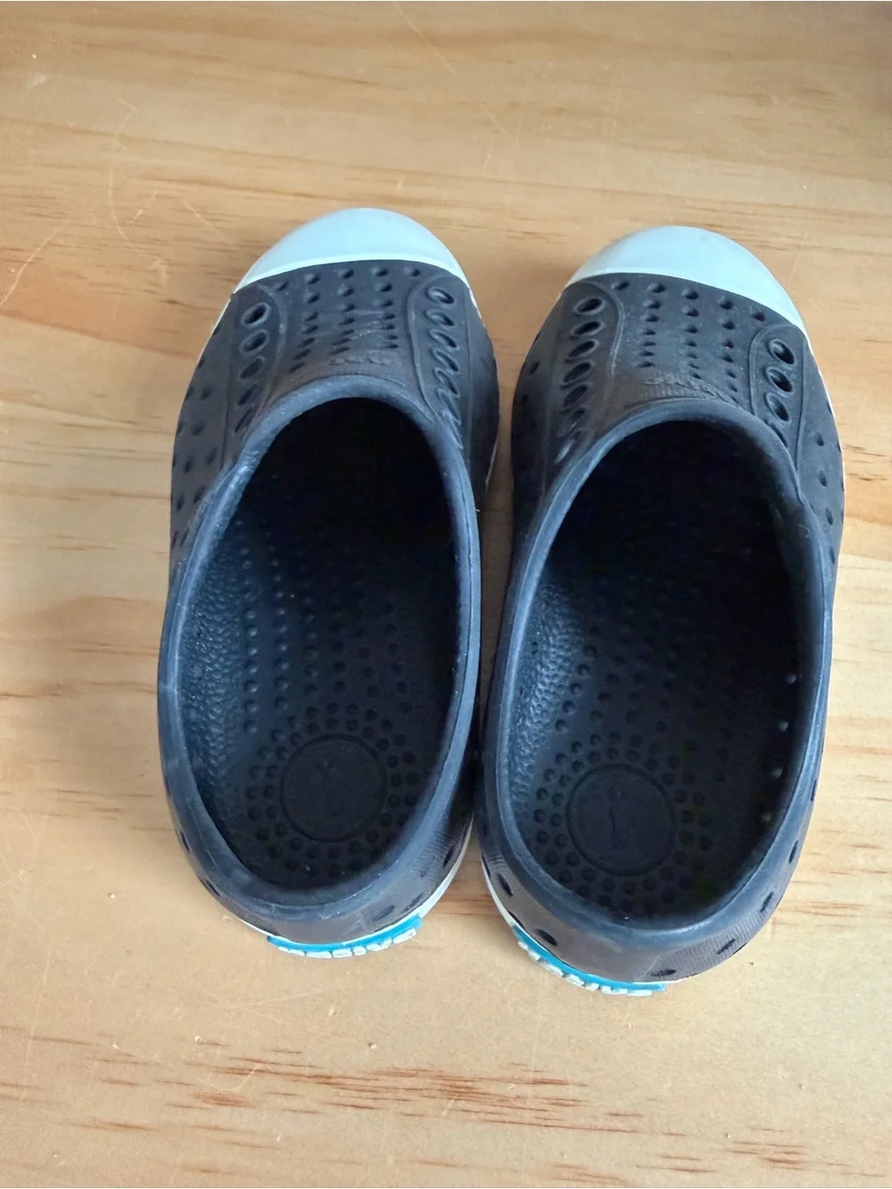 Native Shoes Jefferson toddler Slip-On Black size 8